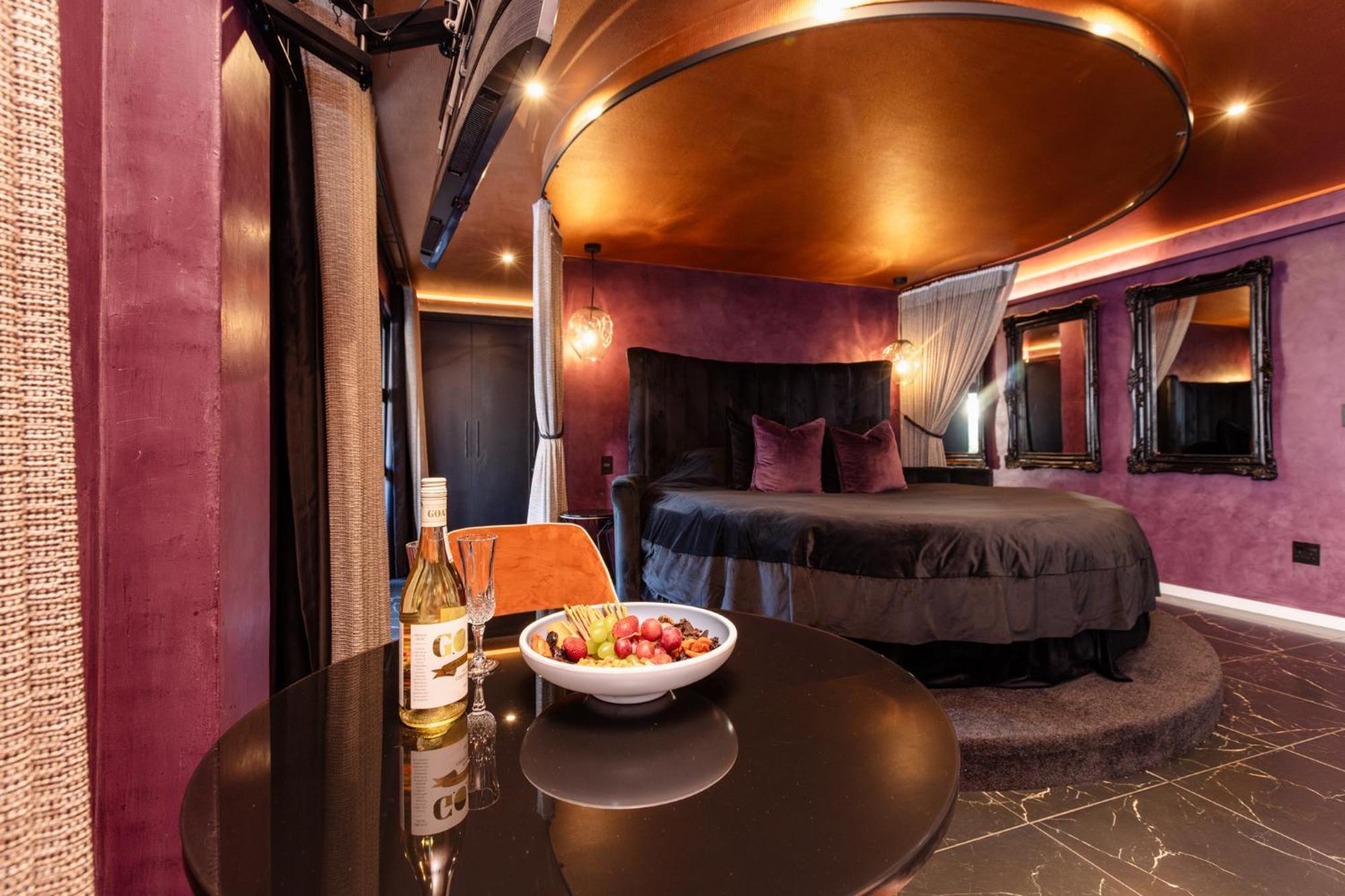 Mint Hotel 84 On Katherine Johannesburg Esterno foto