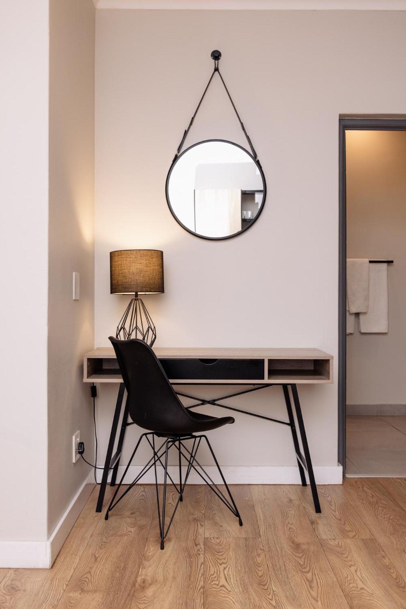 Mint Hotel 84 On Katherine Johannesburg Esterno foto