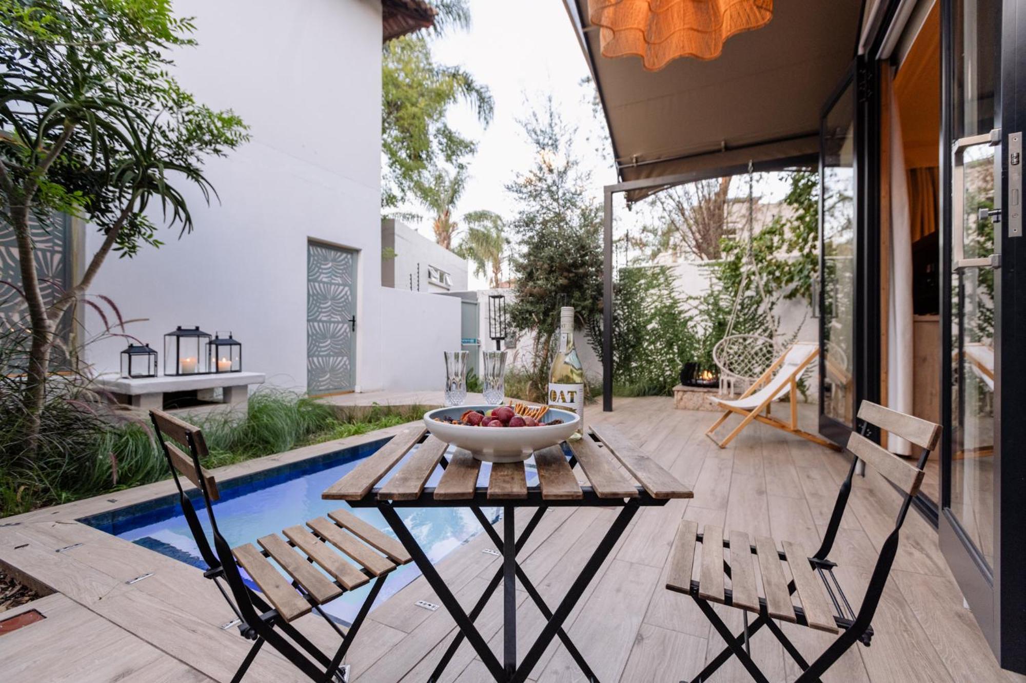 Mint Hotel 84 On Katherine Johannesburg Esterno foto