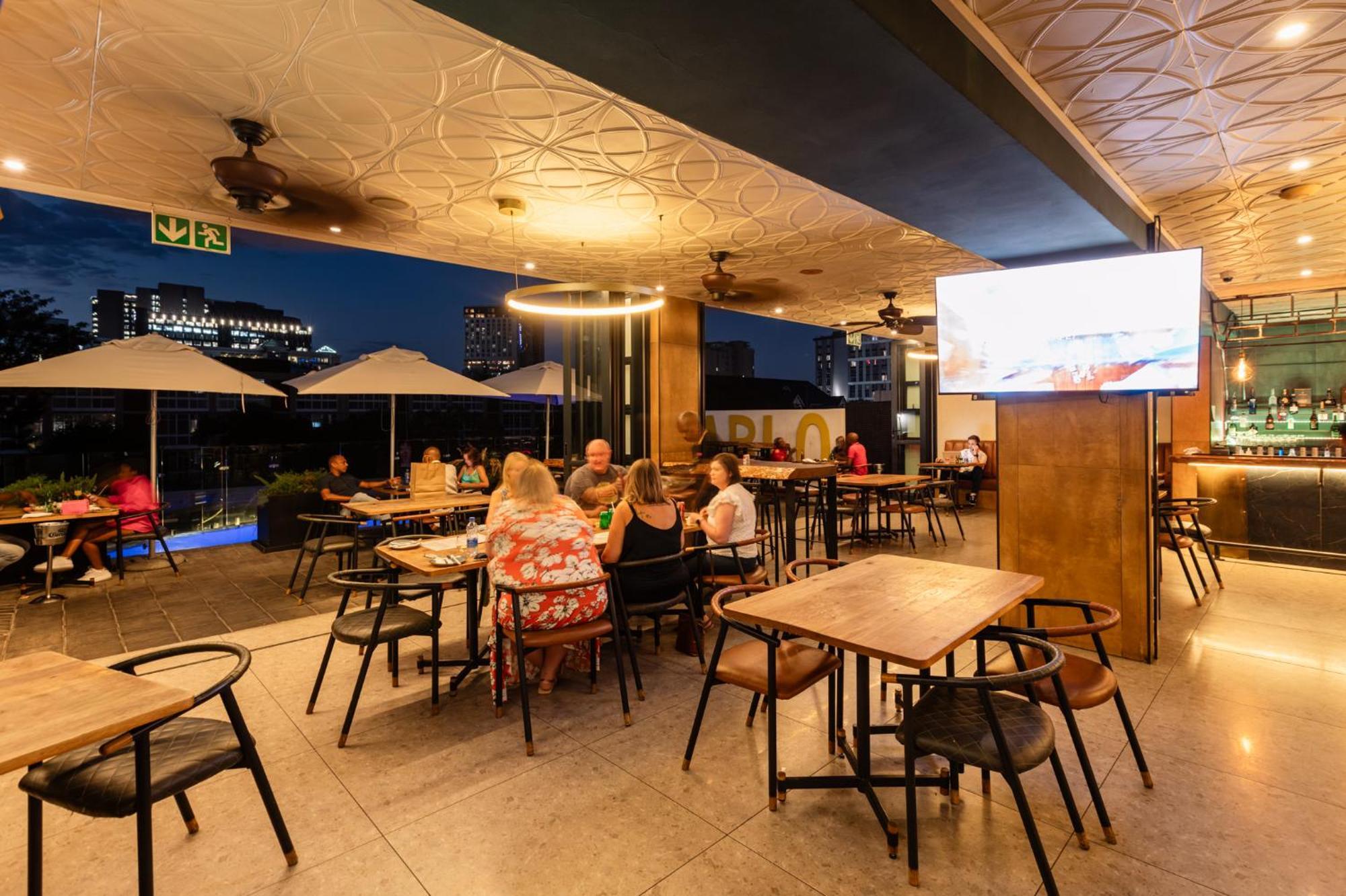 Mint Hotel 84 On Katherine Johannesburg Esterno foto