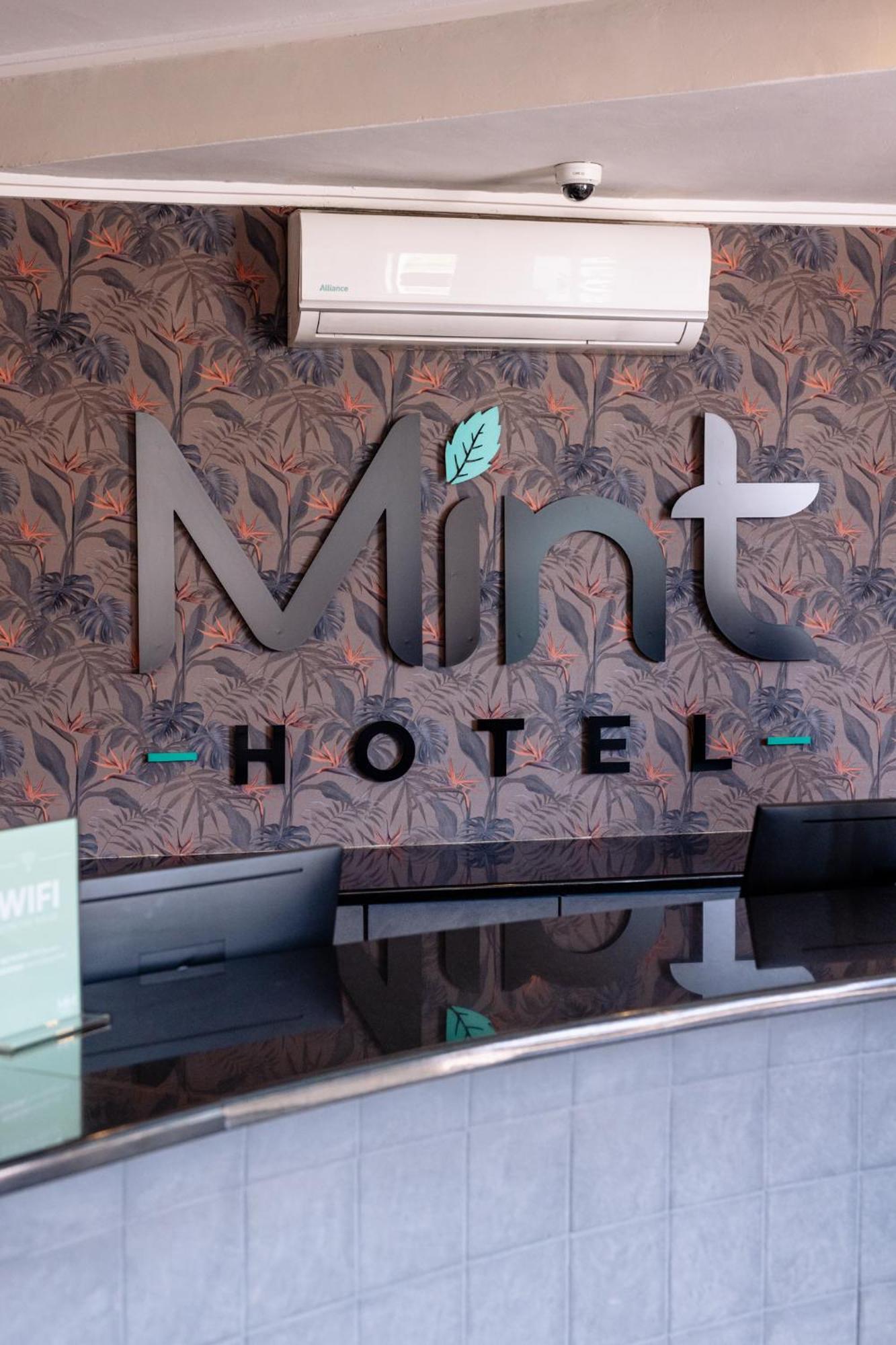 Mint Hotel 84 On Katherine Johannesburg Esterno foto